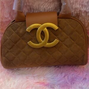 GWP Chic Brown Quilted Handbag with Gold Accent